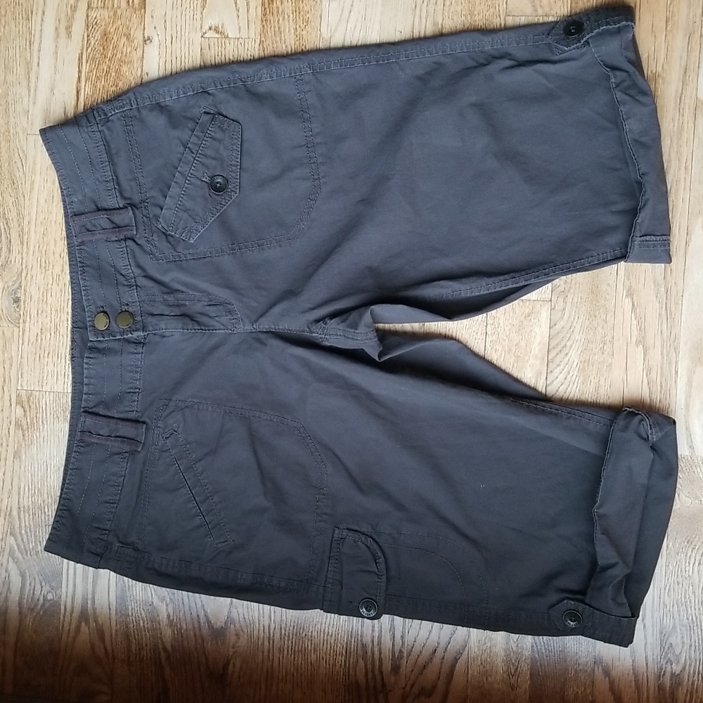 (12) DKNY Jeans Contemporary Outdoor Casual Cargo Hiking Neutral Gorpcore